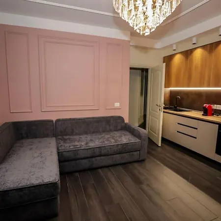 Miku Apartment- Exclusive 1 Bedroom At Komuna E Parisit *