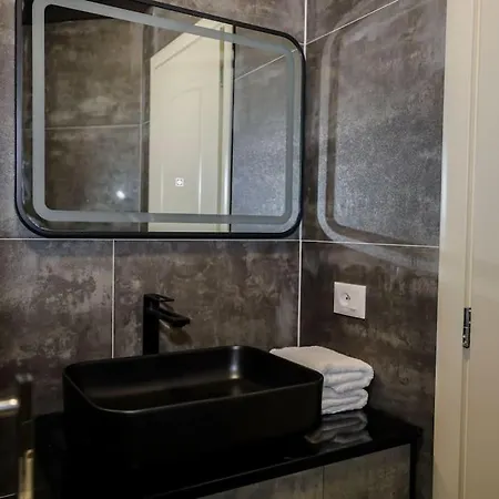Miku Apartment- Exclusive 1 Bedroom At Komuna E Parisit Tirana